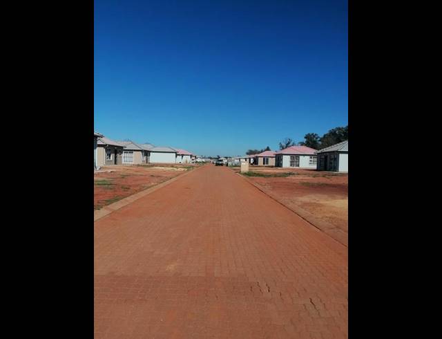 2 BEDROOM HOUSE FOR SALE IN BRENTHURST